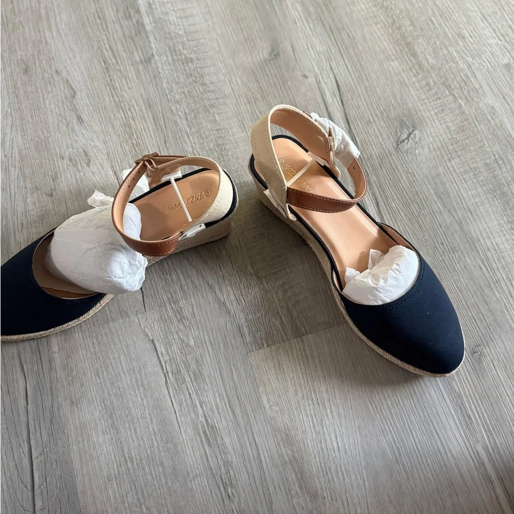 Amazon chic navy